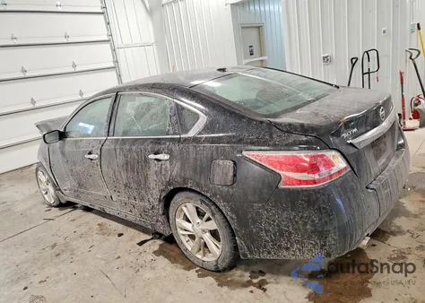 2015 Nissan Altima 2.5 z USA, uszkodzony, nr VIN 1N4AL3AP2FC195976